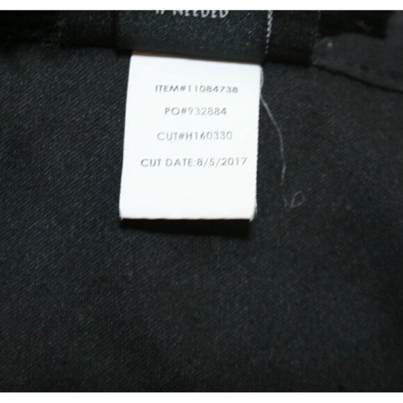 Torrid Womens Size 1X Black Burnout Velvet Halter Top Rose Whimsygoth Romantic - Picture 3 of 6